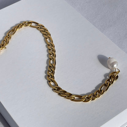 Pearl Curb Bracelet